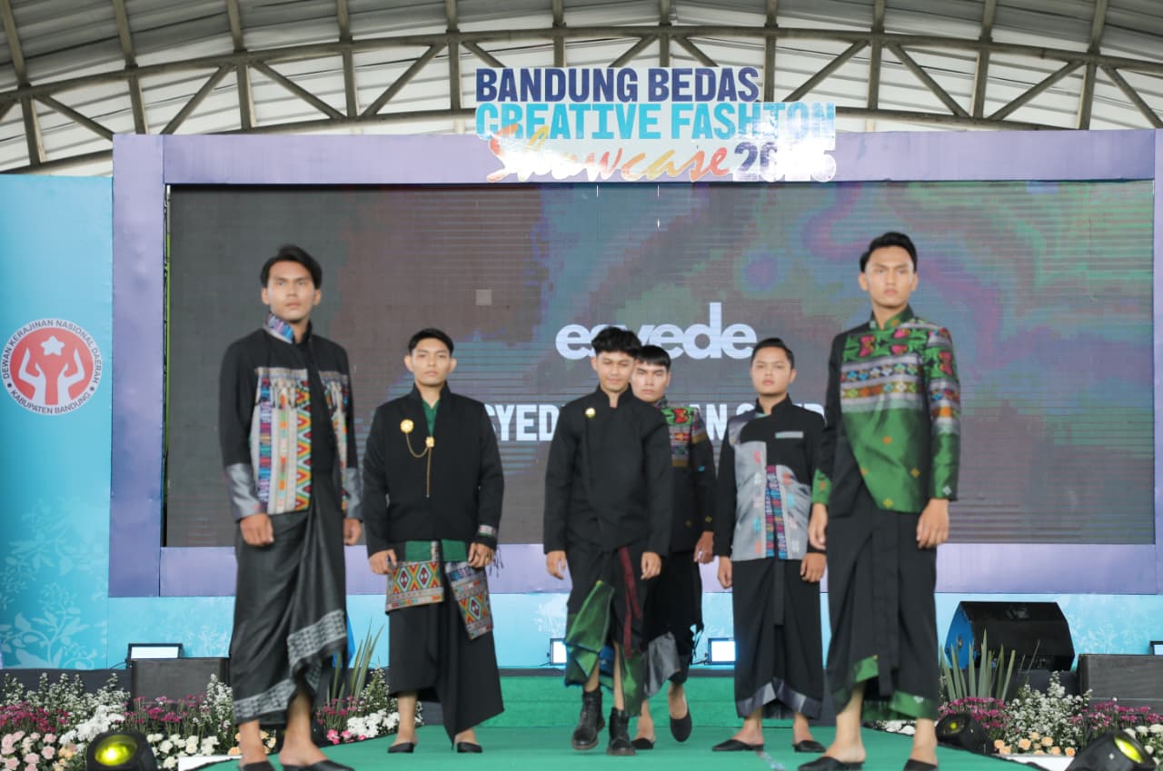 Emma Dety: Bandung Bedas Creative Fashion Showcase Jadi Motor Ekonomi Masyarakat