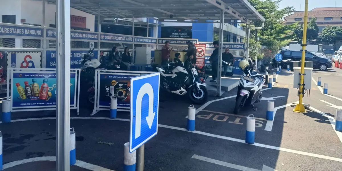 Satpas Polrestabes Bandung Tegaskan Biaya SIM Sesuai Aturan, Perangi Percaloan dan Tingkatkan Pelayanan