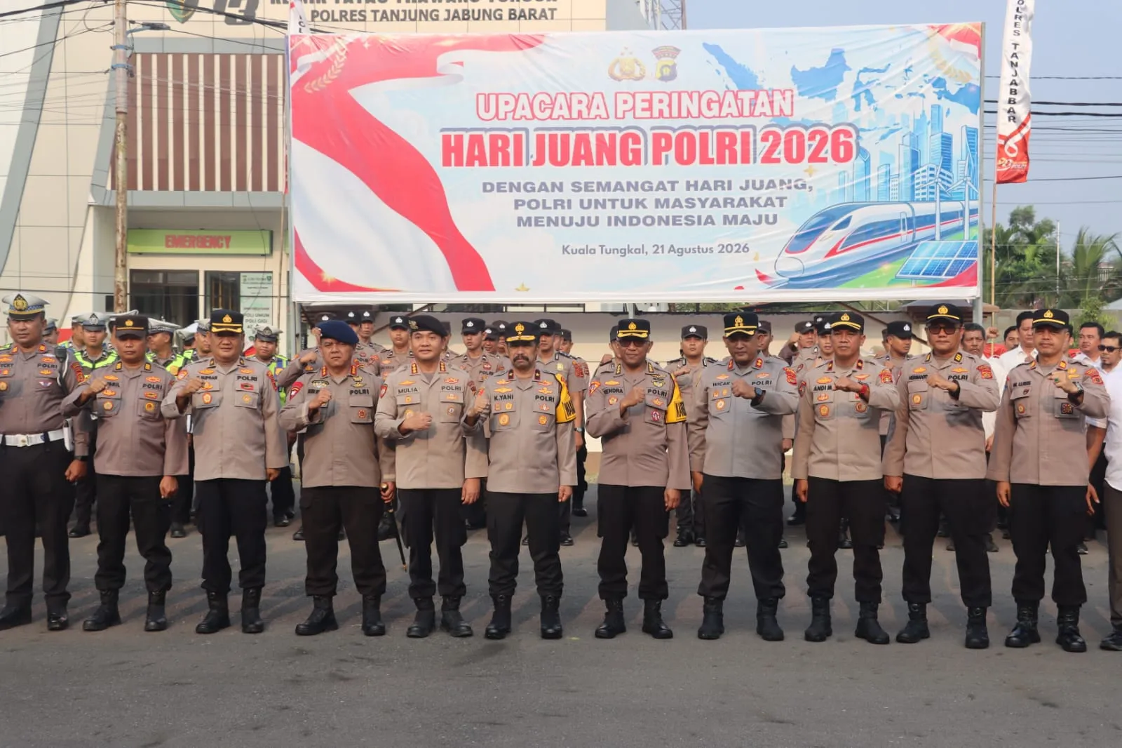 Wakapolda Jambi Pimpin Apel Jam Pimpinan di Polres Tanjab Barat, Tekankan Evaluasi dan Kesiapsiagaan Karhutla