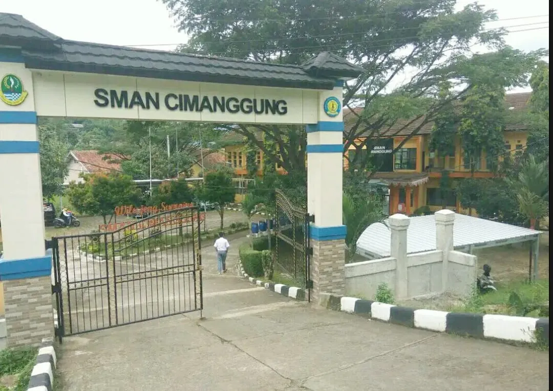 SMAN Cimanggung Beri Klarifikasi Dana BOS 2025, Rudiyana Nilai Jawaban Sekolah Masih Normatif