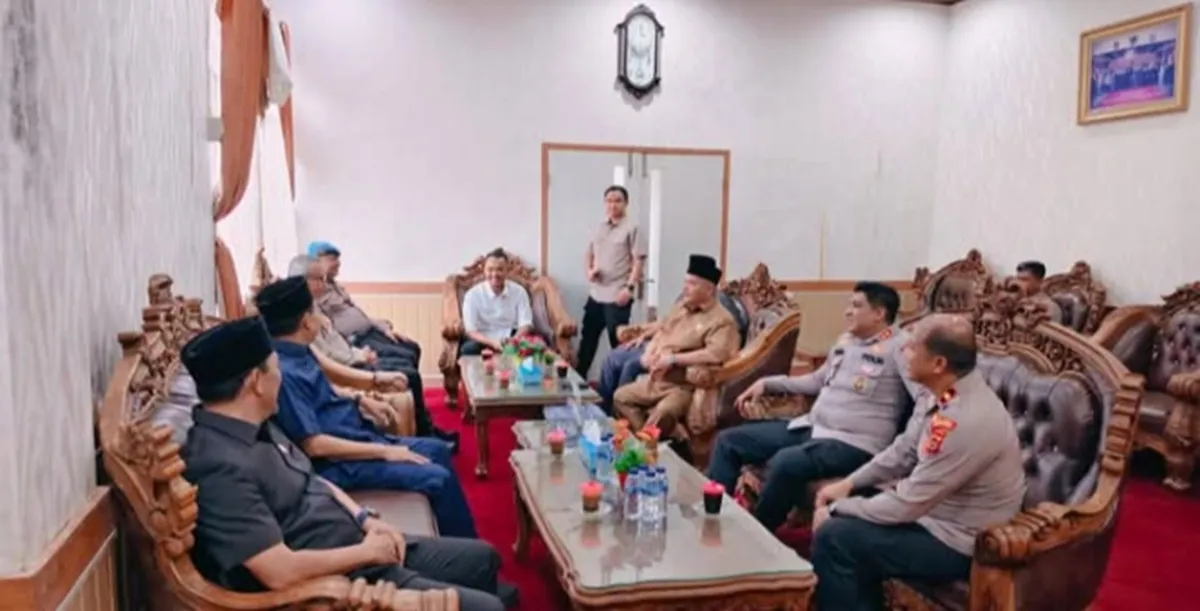 Perkuat Sinergi, Kapolres Tanjab Barat AKBP Ramadhanil Sambangi Pimpinan DPRD