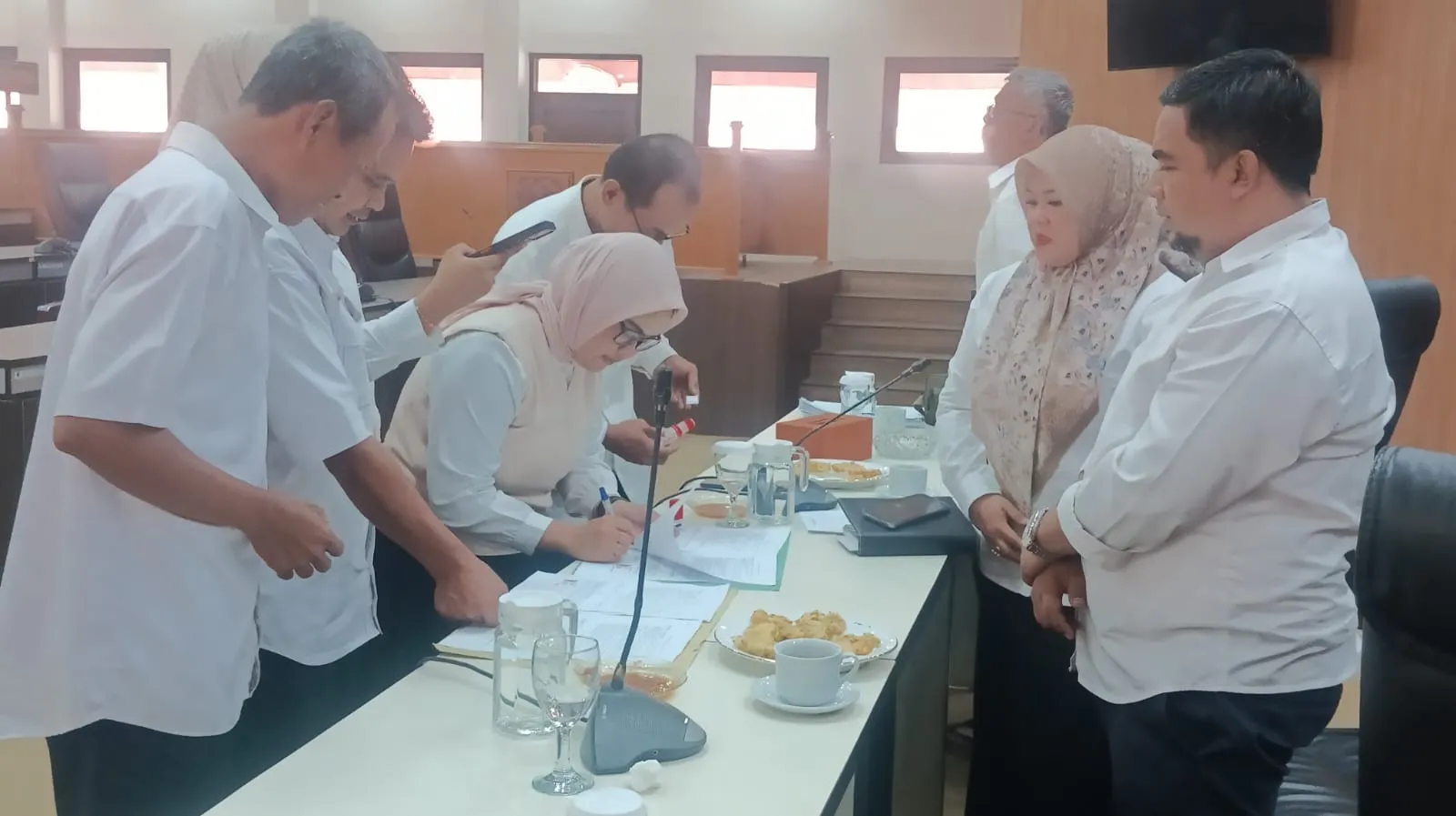 Perpanjangan Perjanjian Kerja PPPK Paruh Waktu, Sekretariat DPRD Sumedang Tekankan Disiplin dan Kinerja